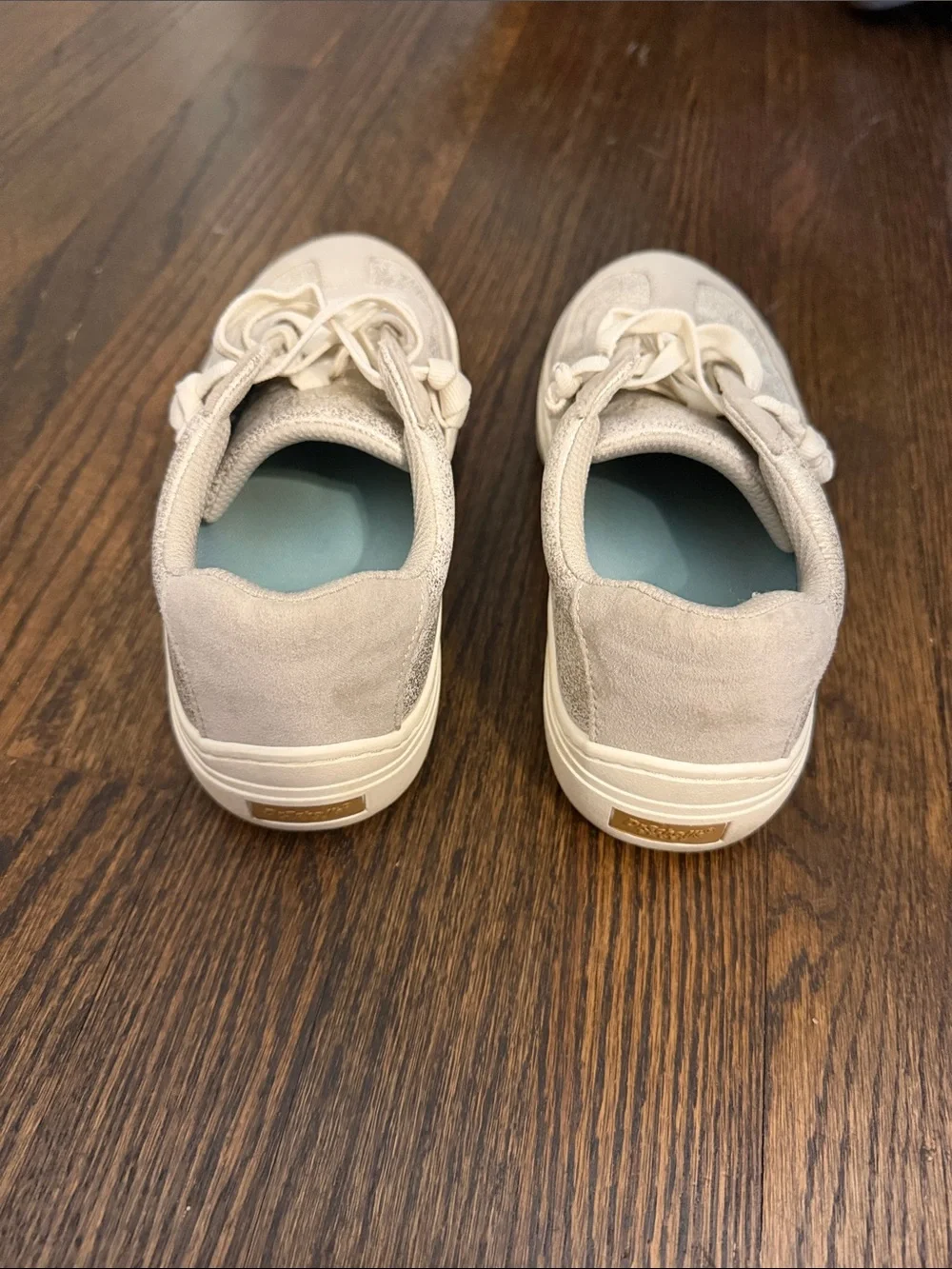 Dr. Scholl's Women's Cream and Silver Lace-Up Fashion Sneakers size 7